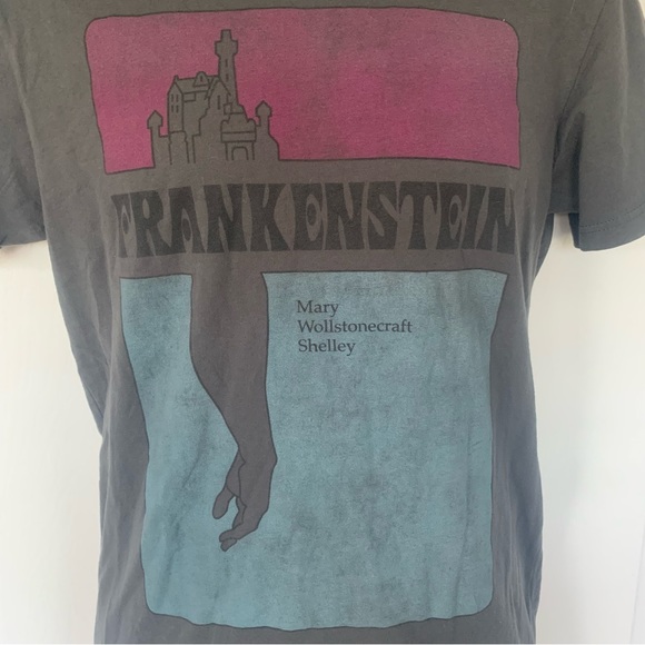 COPY - Mary W Shelley Frankenstein tee. Small - Picture 3 of 4